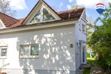 Sehr gepflegtes Einfamilienhaus nahe Spektesee, 13591 Berlin, Doppelhaushälfte